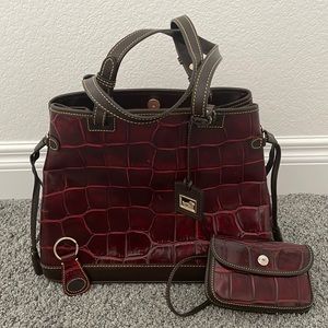 3 PIECE Dooney Bourke Leather Embossed Croco Purse, Wristlet and keyfob